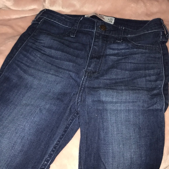 Hollister Denim - High Waisted Dark Wash Hollister Skinny Jeans